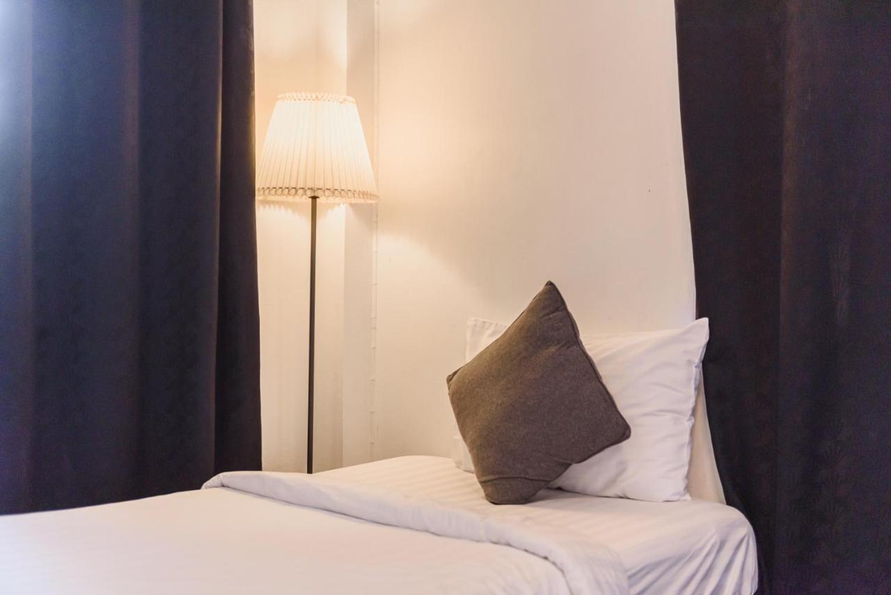 Hotel Siam Square House à Bangkok Extérieur photo